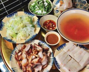 Mâm cơm 1: Cá Kho Dưa