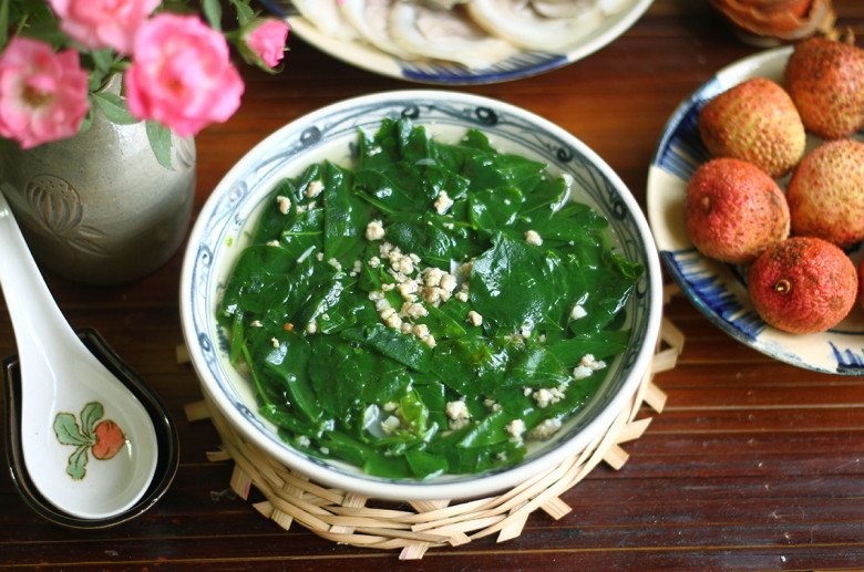 Lợi Ích Sức Khỏe Khi Tiêu Thụ Rau Ngót