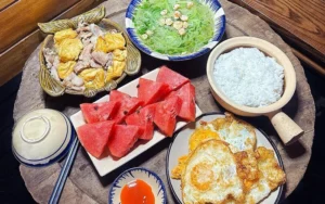 Mâm Cơm Nguyên Liệu Tươi Sống